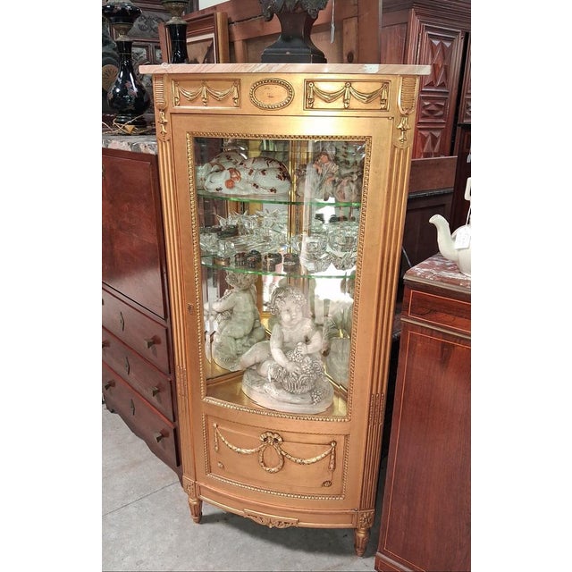 Louis XVI Style Lacquered and Gilded Corner Display Cabinet, 1920s For Sale - Image 4 of 8