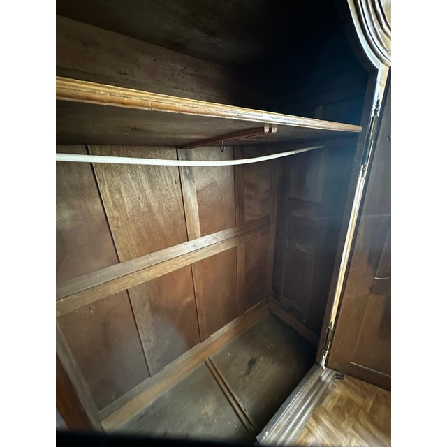 Wood Large Alsatian Louis XV Style Wardrobe in Walnut, 18th Century For Sale - Image 7 of 18