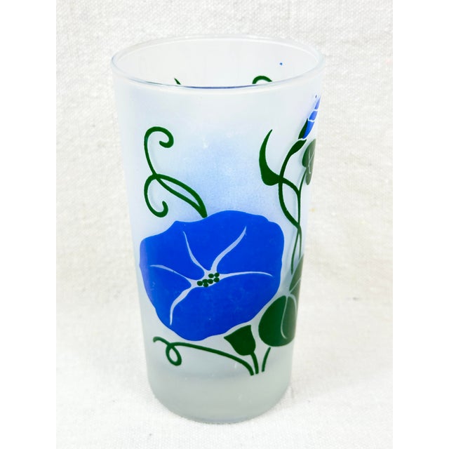 Vintage 1950’s Boscul Frosted Floral Glasses- Set of 5 For Sale In New Orleans - Image 6 of 7