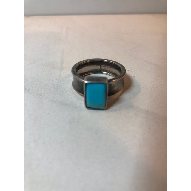 Turquoise Vintage Emerald Cut Turquoise Sterling Ring (Sz 8.75) For Sale - Image 8 of 9
