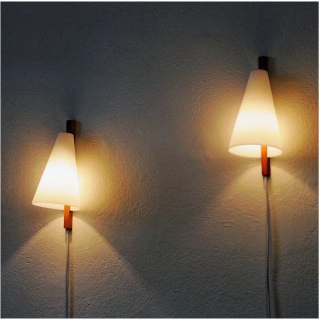 Wood Teak and Acrylic Glass Wall Light by Hans-Agne Jakobsson for Markaryd, 1950s For Sale - Image 7 of 11