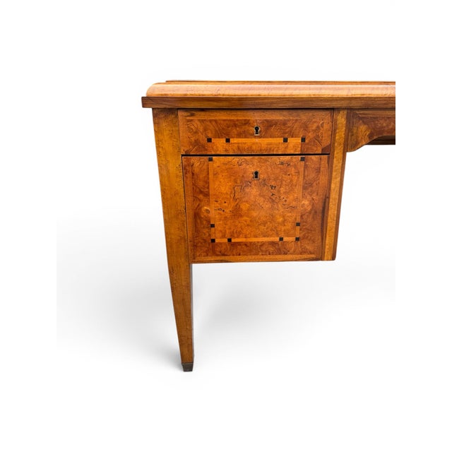 1920s 1920s French Art Deco Desk With Finely Inlaid Leather Top For Sale - Image 5 of 15