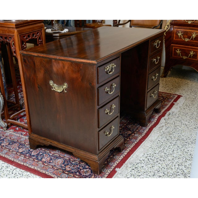 English Late 19th Century English Mahogany Kneehole Desk For Sale - Image 3 of 9