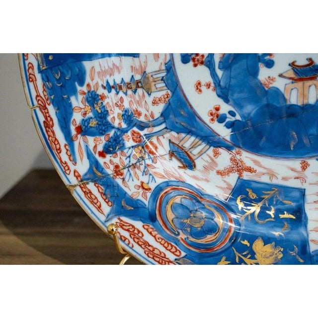 Large 18th Century Antique Chinese Qing Dynasty Imari Porcelain Charger For Sale - Image 16 of 18