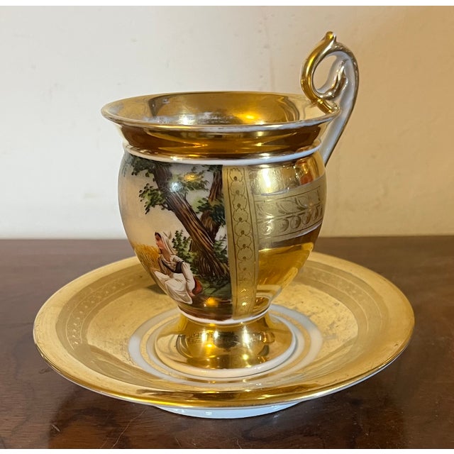 Antique Early 19th Century French Empire Paris Porcelain Tea Cup & Saucer Decorated With a Courting Couple For Sale - Image 4 of 14