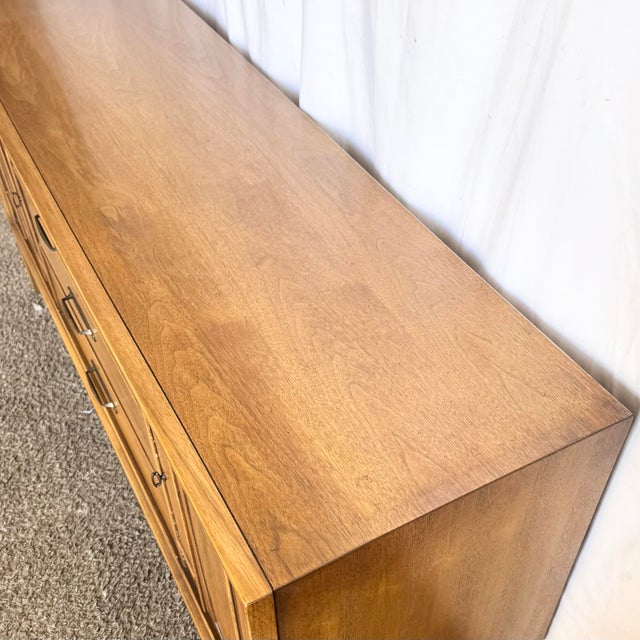 Mid Century Modern Walnut Credenza For Sale In Miami - Image 6 of 10