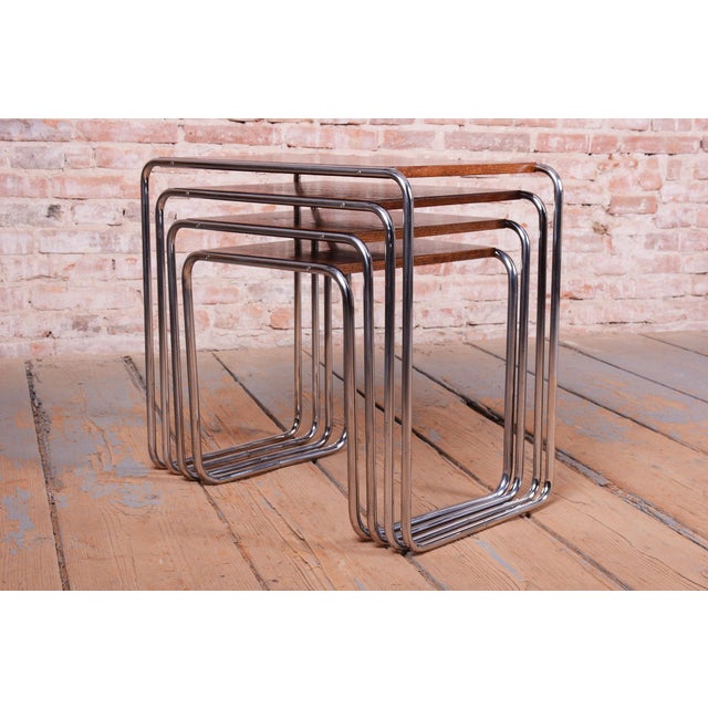 Thonet Nesting Tables in Oak and Chrome by M. Breuer for Thonet, Czech, 1920s, Set of 4 For Sale - Image 4 of 15