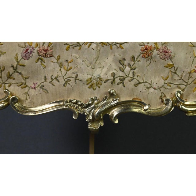 Antique Louis XV Chandelier in Gilt Bronze, 1850s For Sale - Image 9 of 18