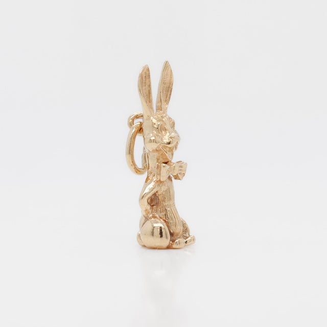 Metal Vintage 10k Gold Buggy's Bunny or Harvey the Rabbit With Bowtie Charm For Sale - Image 7 of 13