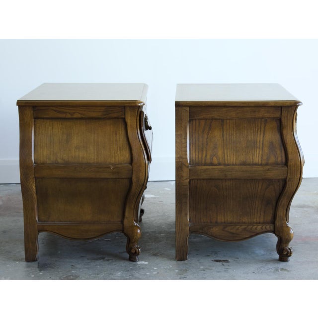 Rococo Pair, Baker French Louis XV Style Oak & Burl Bombé Chest Tables/Nightstands, 1960's-1970's For Sale - Image 3 of 7
