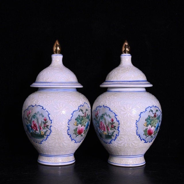 Chinese Pair of Chinese White Glazed Porcelain Jars With Floral Panels & Gilt Finials For Sale - Image 3 of 9