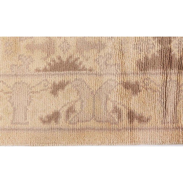 Mid 20th Century Doris Leslie Blau Vintage Spanish Beige Handmade Wool Rug For Sale - Image 5 of 9