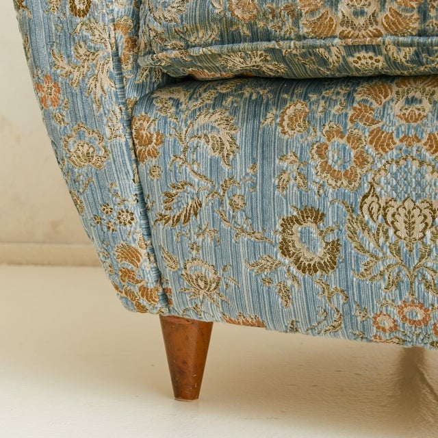 Italian Wingback Lounge Chair in Original Blue Upholstery, 1950s For Sale - Image 10 of 17