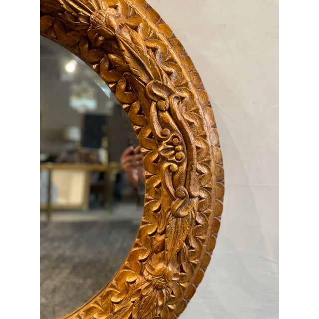 1960s Vintage Hand-Carved Giltwood Round Mirror With Floral Relief For Sale - Image 10 of 10