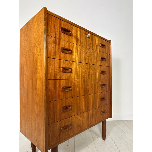 Mid-Century Modern Vintage Danish Teak Chest of Drawers, 1960s For Sale - Image 3 of 9