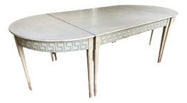 Example of Traditional Dining Tables
