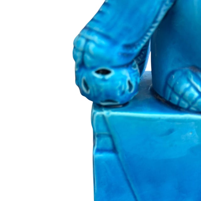 Vintage Pair Turquoise Blue Chinese Foo Dogs Guardian Lions on Pedestals – 12” Tall For Sale In Los Angeles - Image 6 of 10