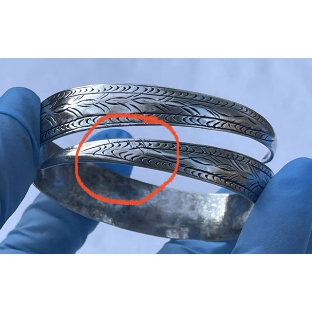 1980s Hmong Hill Tribe Sterling Silver Double Wrap Cuff, Unisex For Sale - Image 9 of 12