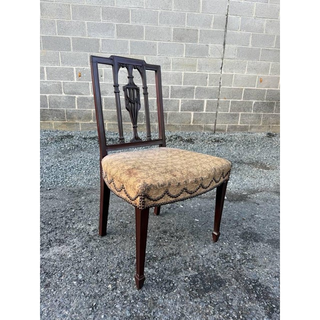 English Antique Federal Mahogany Square Shield-Back Side Chair For Sale - Image 3 of 16