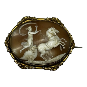 Italian Neoclassical Cameo of Aurora in Her Chariot – Important Georgian Shell Brooch, c.1820