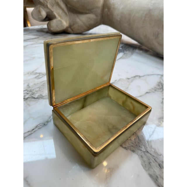 Stone Vintage Onyx Stone Trinket or Jewelry Box For Sale - Image 7 of 7