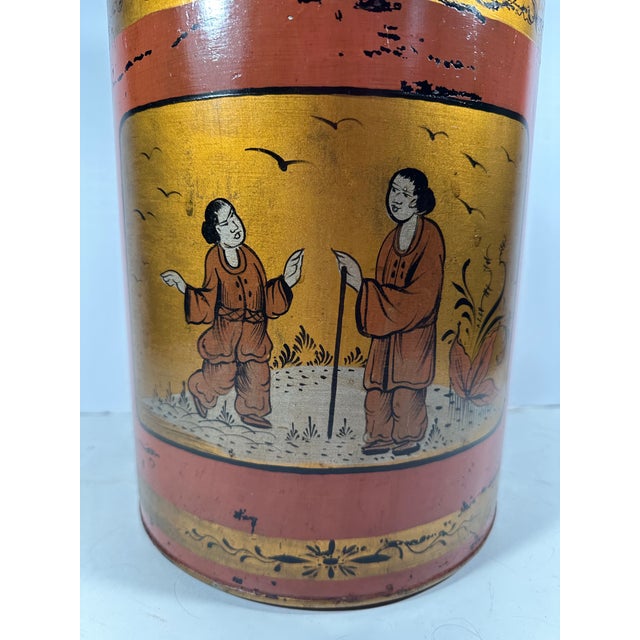 Mid 19th Century 19th Century English Chinoiserie Toleware Grocer's Tea Canister. For Sale - Image 5 of 12