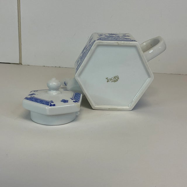 Vintage Italian Tuscany Style Blue and White Porcelain Tea Pot For Sale - Image 9 of 10