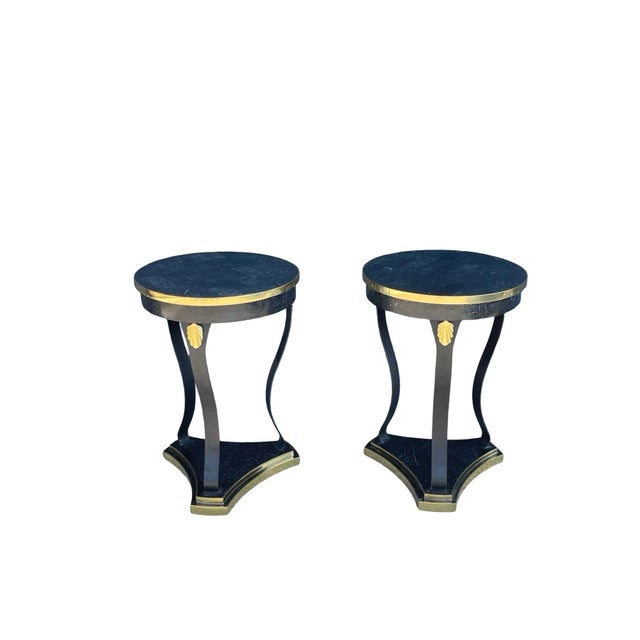 1980s Vintage Maitland Smith Shell Veneer With Shell Medallion and Brass Pair Side End Tables For Sale - Image 13 of 18