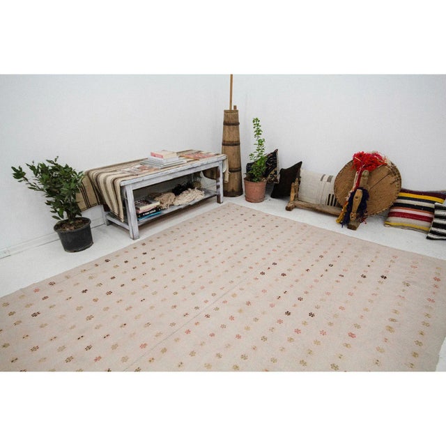 Vintage Modern Kilim Rug- 6′5″ × 8′8″ For Sale In Los Angeles - Image 6 of 7