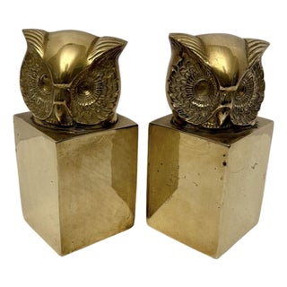 Vintage Brass Owl Bookends Pair MCM Mid Century Detailed Owl Head Pedestal M4. For Sale