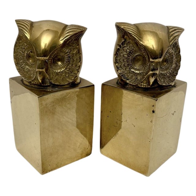 Vintage Brass Owl Bookends Pair MCM Mid Century Detailed Owl Head Pedestal M4. For Sale