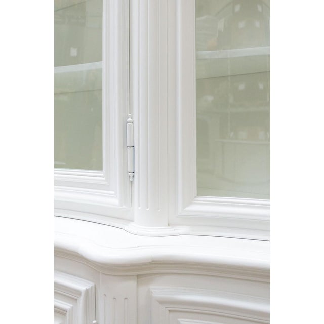 White Display Cabinet, 1970s For Sale - Image 9 of 18