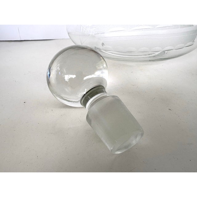 Glass 1960s Toscany Vintage Etched Sailing Ship Captain Decanter Set With Four Snifters For Sale - Image 7 of 10