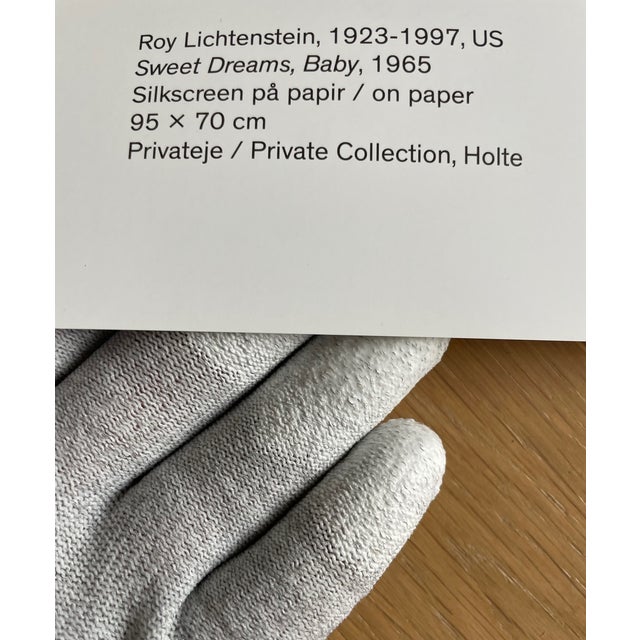 Pop Art Roy Lichtenstein (1923-1997) Iconic Exhibit Poster Sweet Dreams, Baby (1965), Original Roy Lichtenstein Museum Poster, Printed in Denmark For Sale - Image 3 of 7