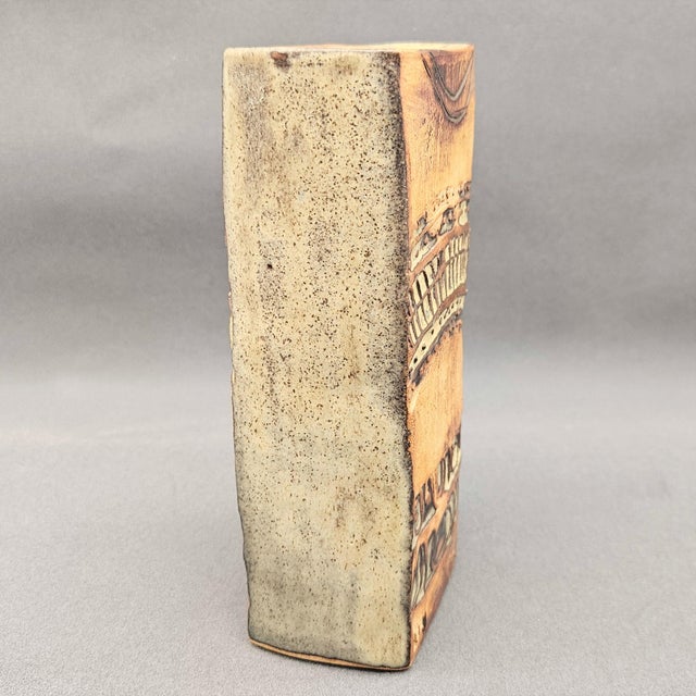 Ceramic Vase by Louis Hudson, 1970s For Sale - Image 3 of 7