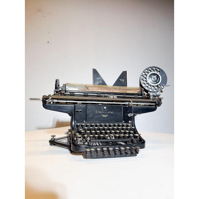 Beautiful Continental Rapidus typewriter, a classic piece of German craftsmanship. This iconic model is known for its...