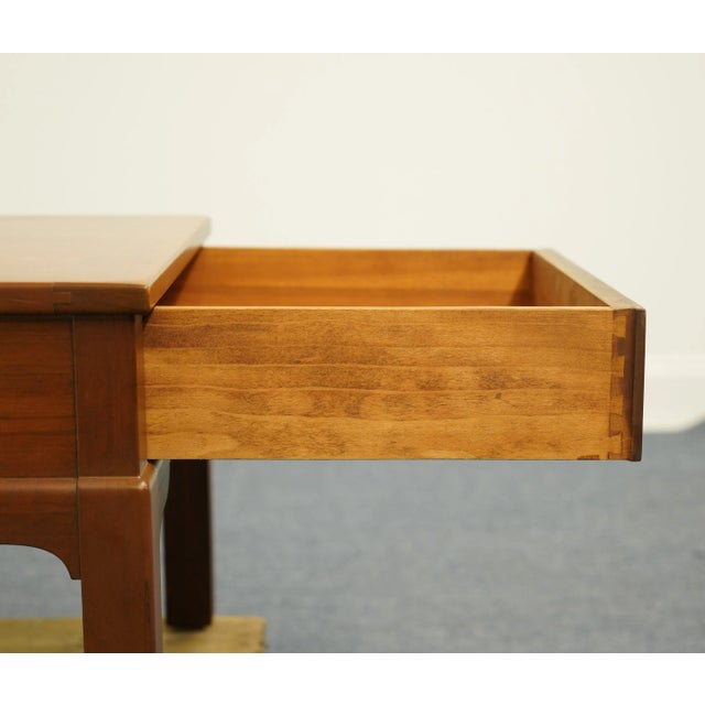 Late 20th Century Kindel Furniture Grand Rapids, MI Solid Hard Rock Maple Country French 20x28" Accent Step End Table For Sale - Image 5 of 11