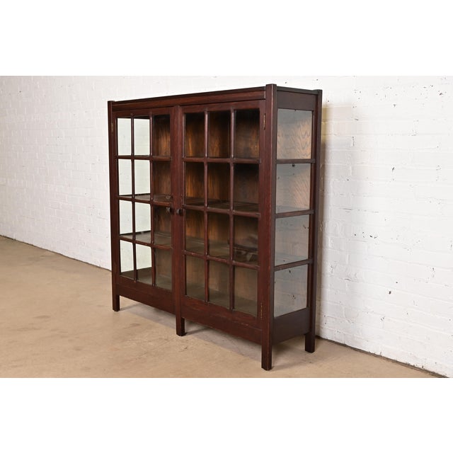 Mission Stickley Brothers Style Antique Mission Oak Arts & Crafts Glass Front Bookcase Cabinet, Circa 1900 For Sale - Image 3 of 10