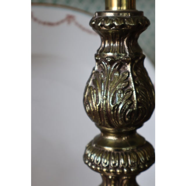 Vintage Hollywood Regency Gold and White Satin Glass Table Lamp For Sale - Image 9 of 18