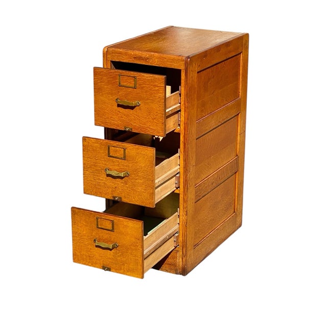 Antique Arts & Crafts Tiger Oak Three Drawer Office File Cabinet For Sale - Image 4 of 10