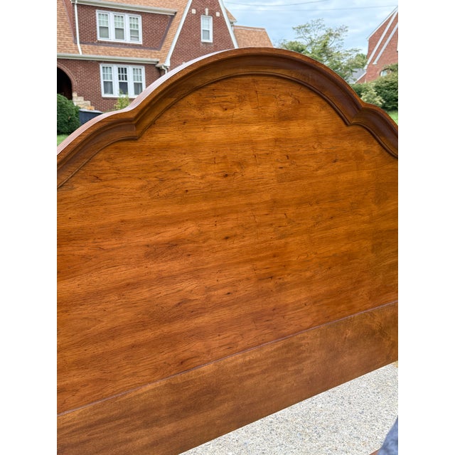 1990s Thomasville King Size Hardwood Carved Poster Bed For Sale - Image 5 of 18