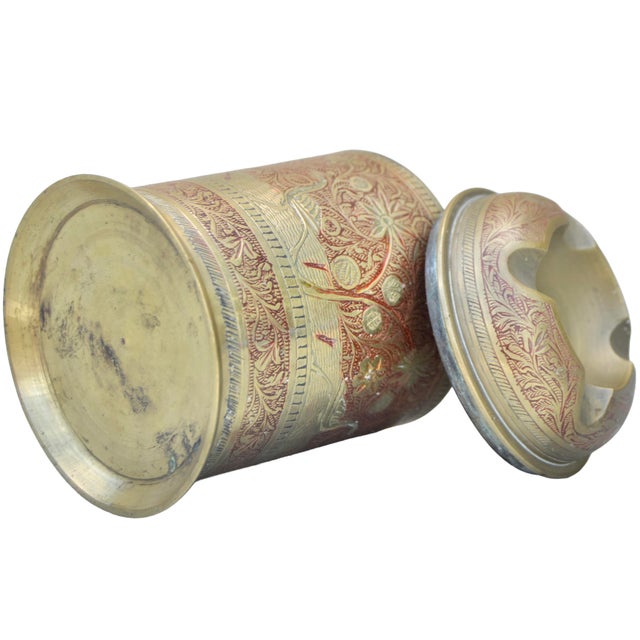 Mid 20th Century Mid 20th Century Hand-Engraved Anglo-Indian Patterned Brass Ashtray & Catchall For Sale - Image 5 of 6