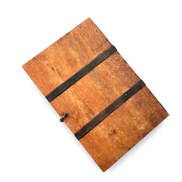 Mid 20th Century Small Cedar Box With Iron Banding and Hardware For Sale In Chicago - Image 6 of 8