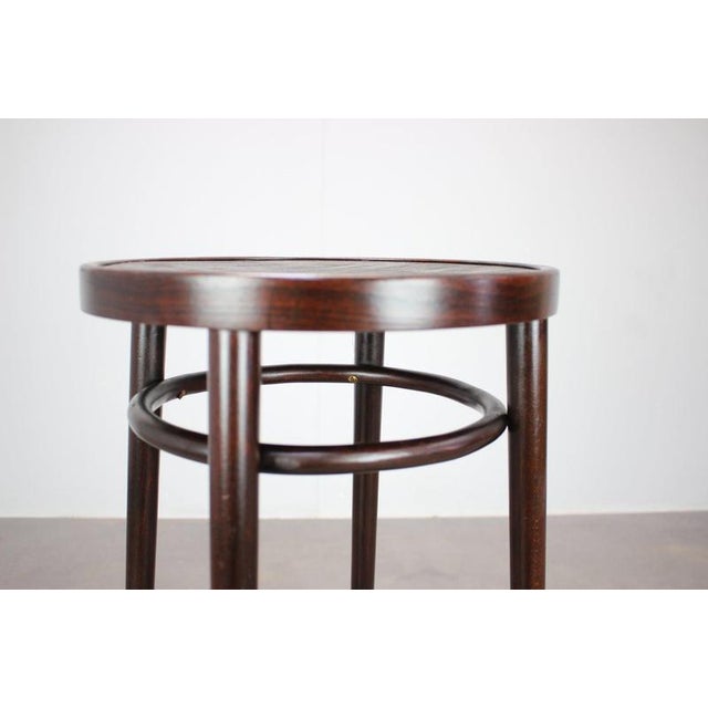 Beech Bentwood Stool from Thonet, Former Czechoslovakia, 1920s For Sale - Image 3 of 12