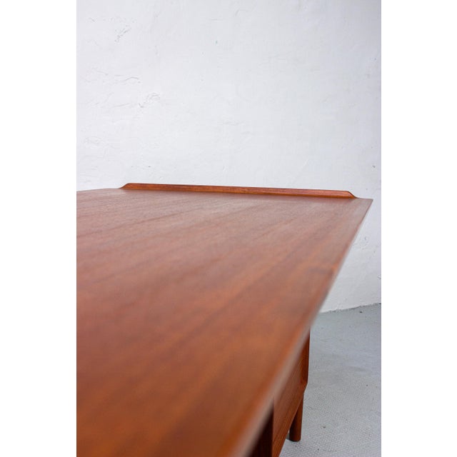 Mid-Century Danish Model 207 Desk in Teak by Arne Vodder for Sibast, 1960s For Sale - Image 14 of 18