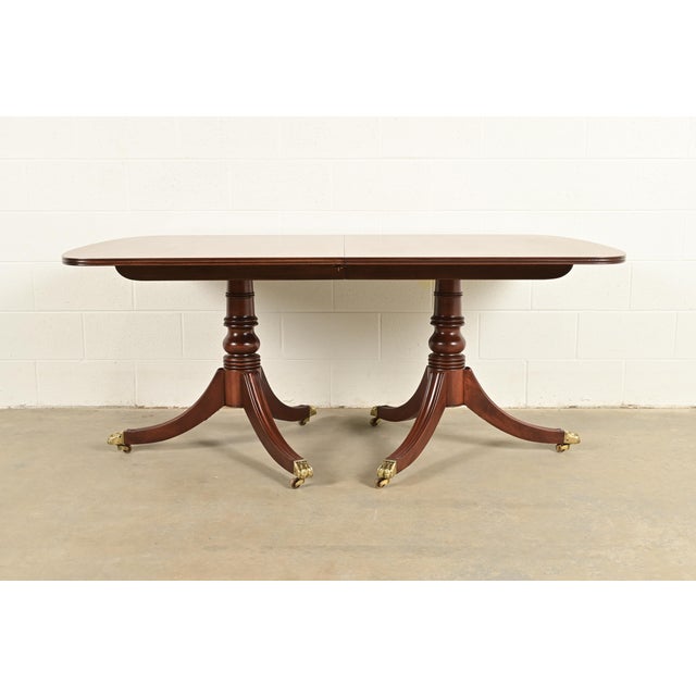 Brown Henredon Georgian Banded Mahogany Double Pedestal Extension Dining Table, Newly Refinished For Sale - Image 8 of 16