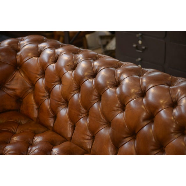 1990s Chesterfield Sofa in Tan Tufted Leather, 1990s For Sale - Image 5 of 12