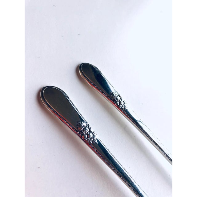 1930s Vintage 1847 Rogers Bros. Is "Adoration" Pattern Silver Plated Iced Tea Spoons- Set of 2 For Sale - Image 5 of 6