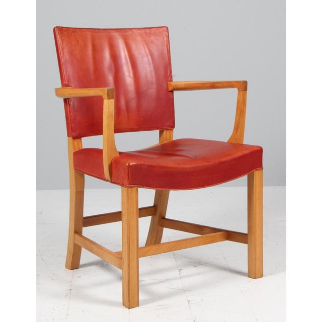 Large armchair in elm and original patinated leather. Kaare Klint for Rud Rasmussen cabinet makes in the 1929. Made in...