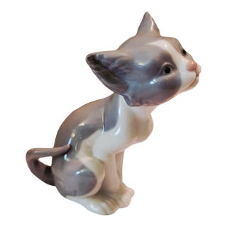 Vintage Lladro Feed Me Cat Figurine 5113 Salvador Debon Spain Porcelain Mint Retired For Sale